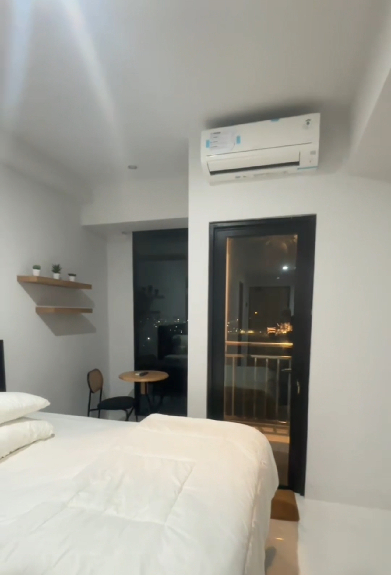 Sewa Apartemen Delft - Murah & Mewah di Lokasi Eksklusif photo 2