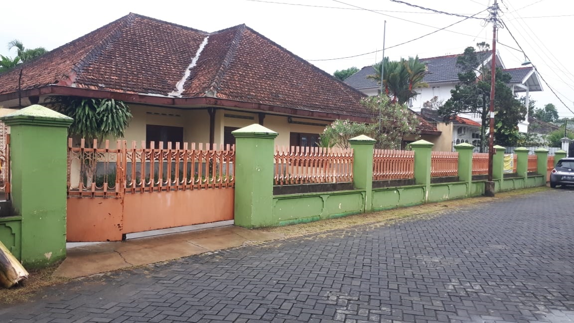 Sewa Rumah 7 KT, Parkiran Luas di Jl Pandean Sari 1, Condong Catur, Sleman
